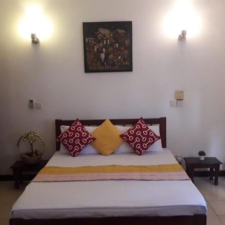 Chelsea Villa Bnb โคลอมโบ ภายนอก รูปภาพ